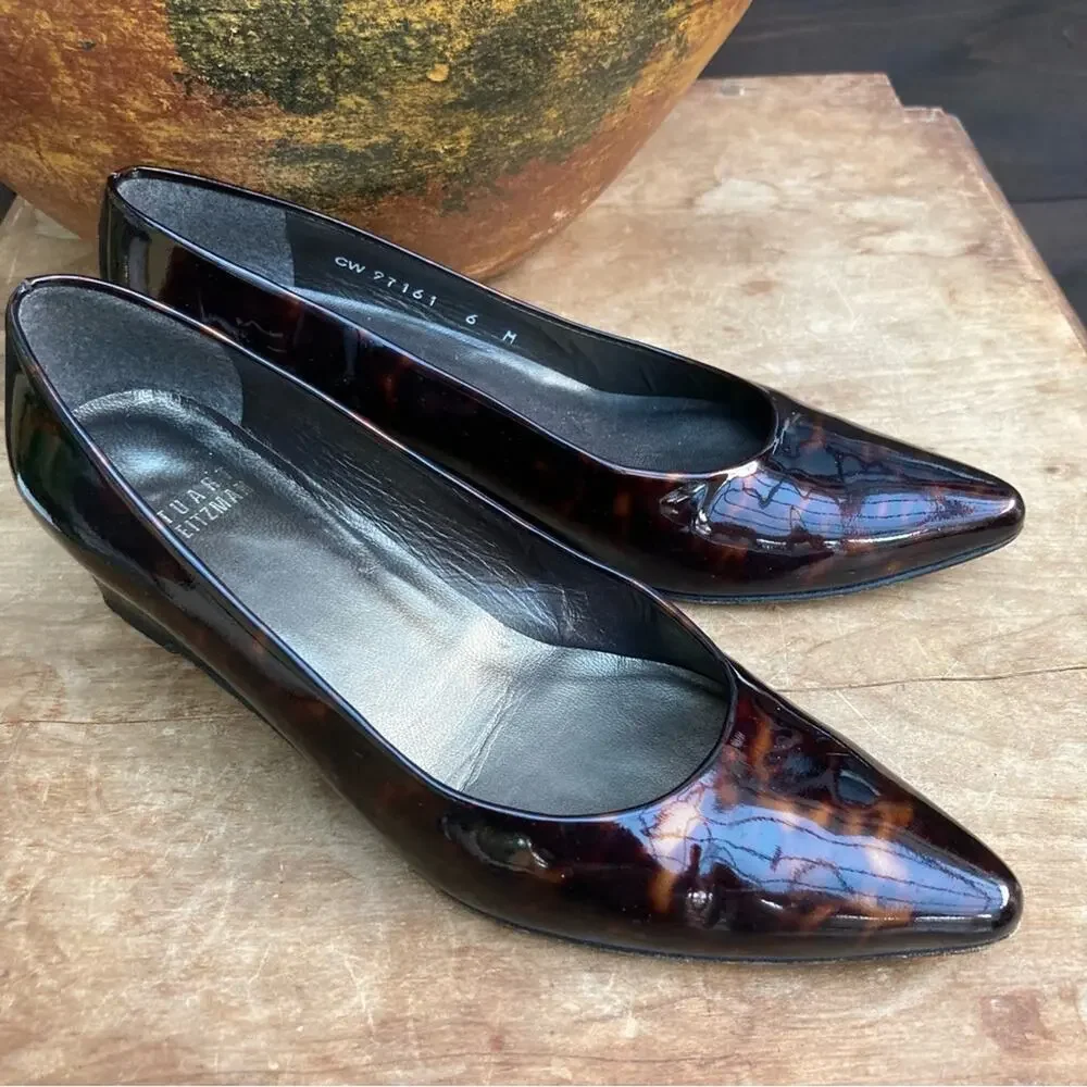 Stuart Weitzman wedges size 6 low heal tortoise‎ patent leather